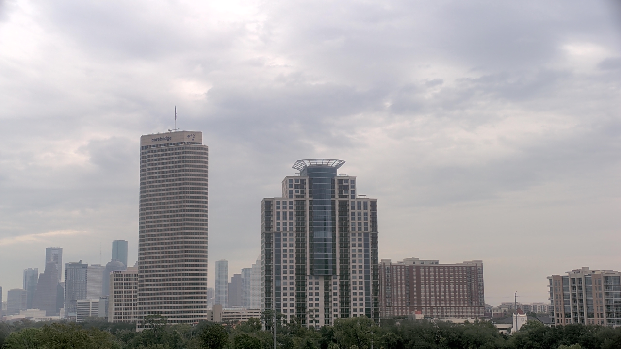 Thumbnail for current weather camera view from St Thomas High School in Houston, Texas