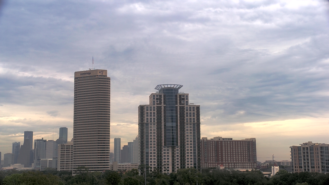 Thumbnail for current weather camera view from St Thomas High School in Houston, Texas