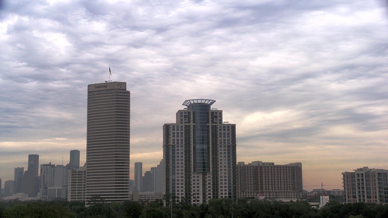 Thumbnail for current weather camera view from St Thomas High School in Houston, Texas