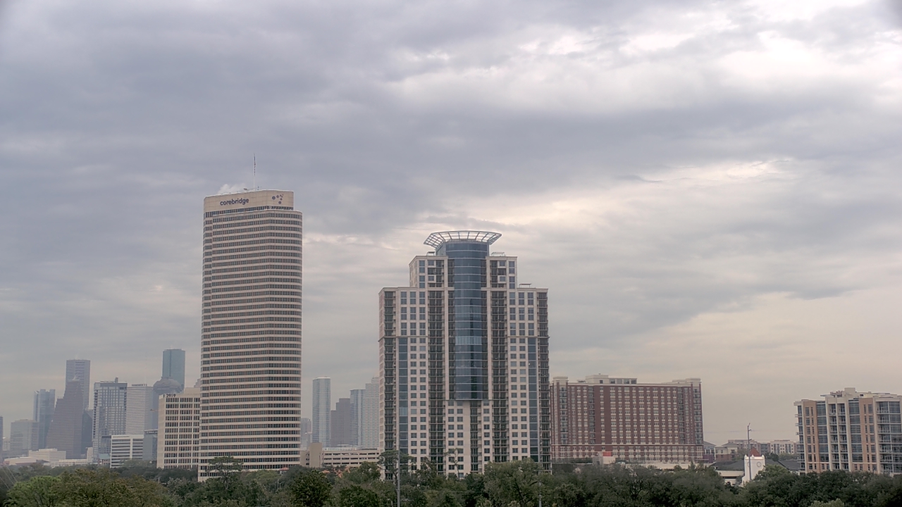 Thumbnail for current weather camera view from St Thomas High School in Houston, Texas