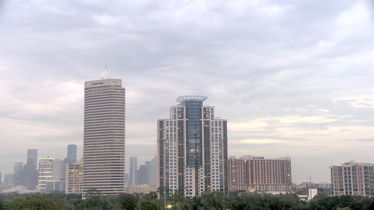 Thumbnail for current weather camera view from St Thomas High School in Houston, Texas