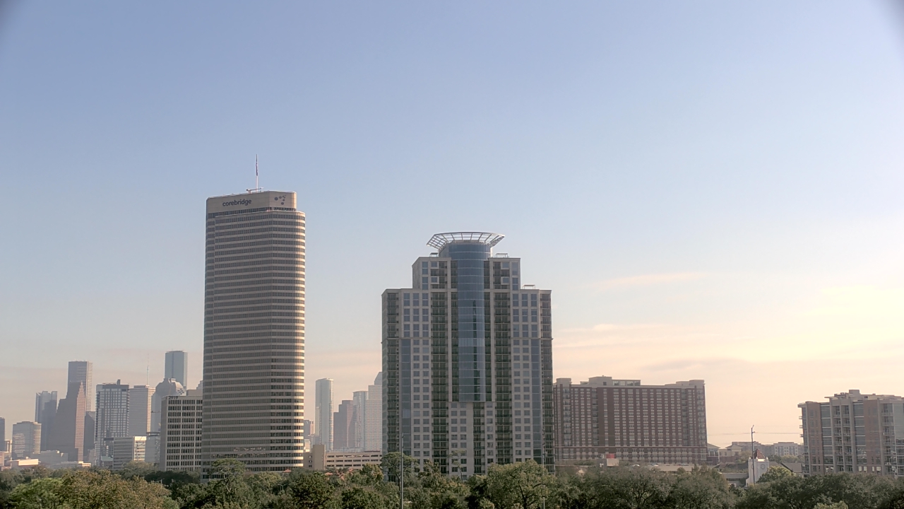 Thumbnail for current weather camera view from St Thomas High School in Houston, Texas