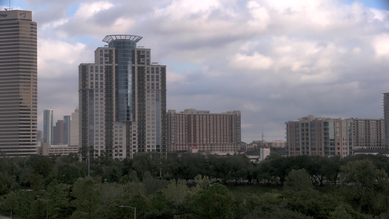 Thumbnail for current weather camera view from St Thomas High School in Houston, Texas