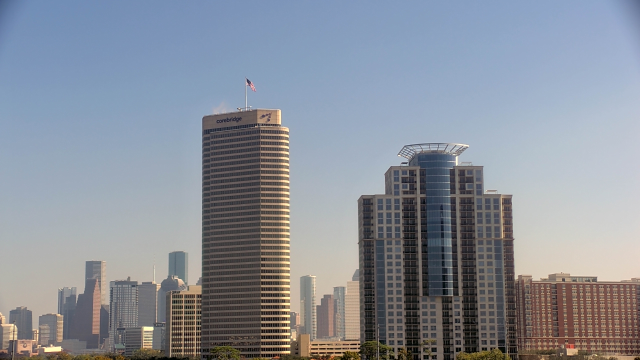 Thumbnail for current weather camera view from St Thomas High School in Houston, Texas