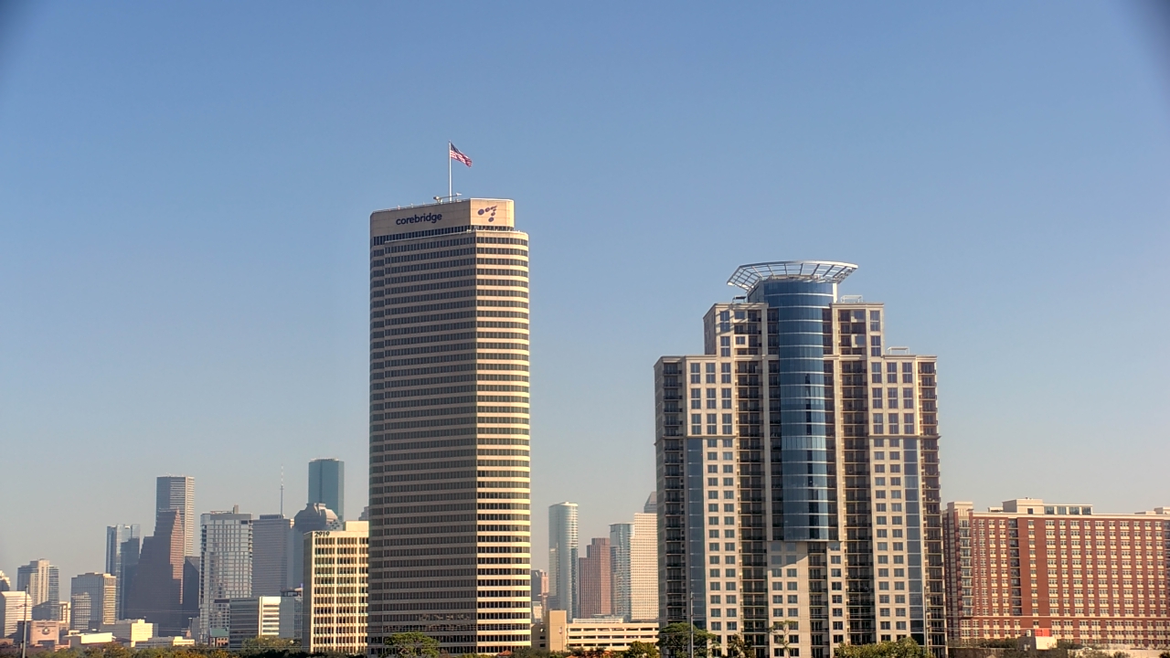 Thumbnail for current weather camera view from St Thomas High School in Houston, Texas