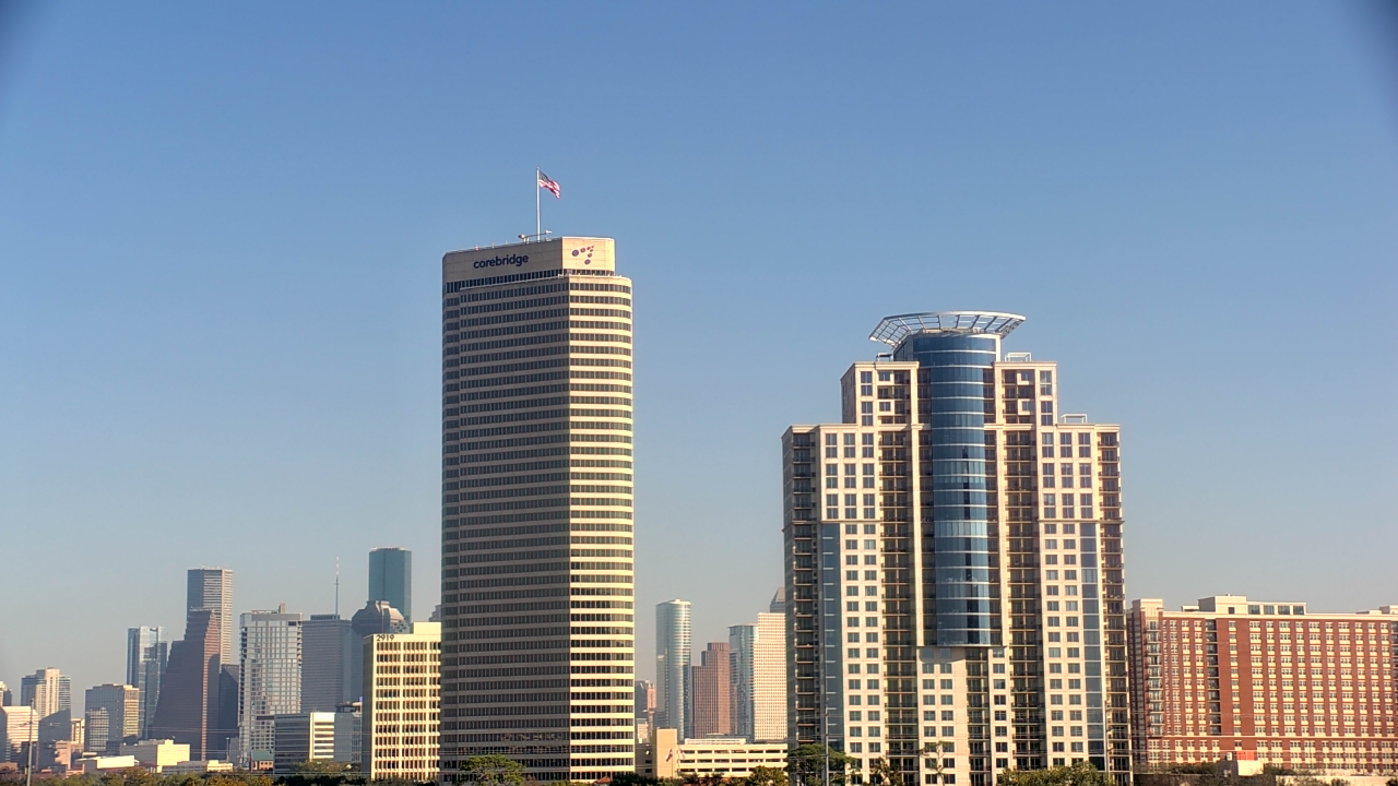 Thumbnail for current weather camera view from St Thomas High School in Houston, Texas