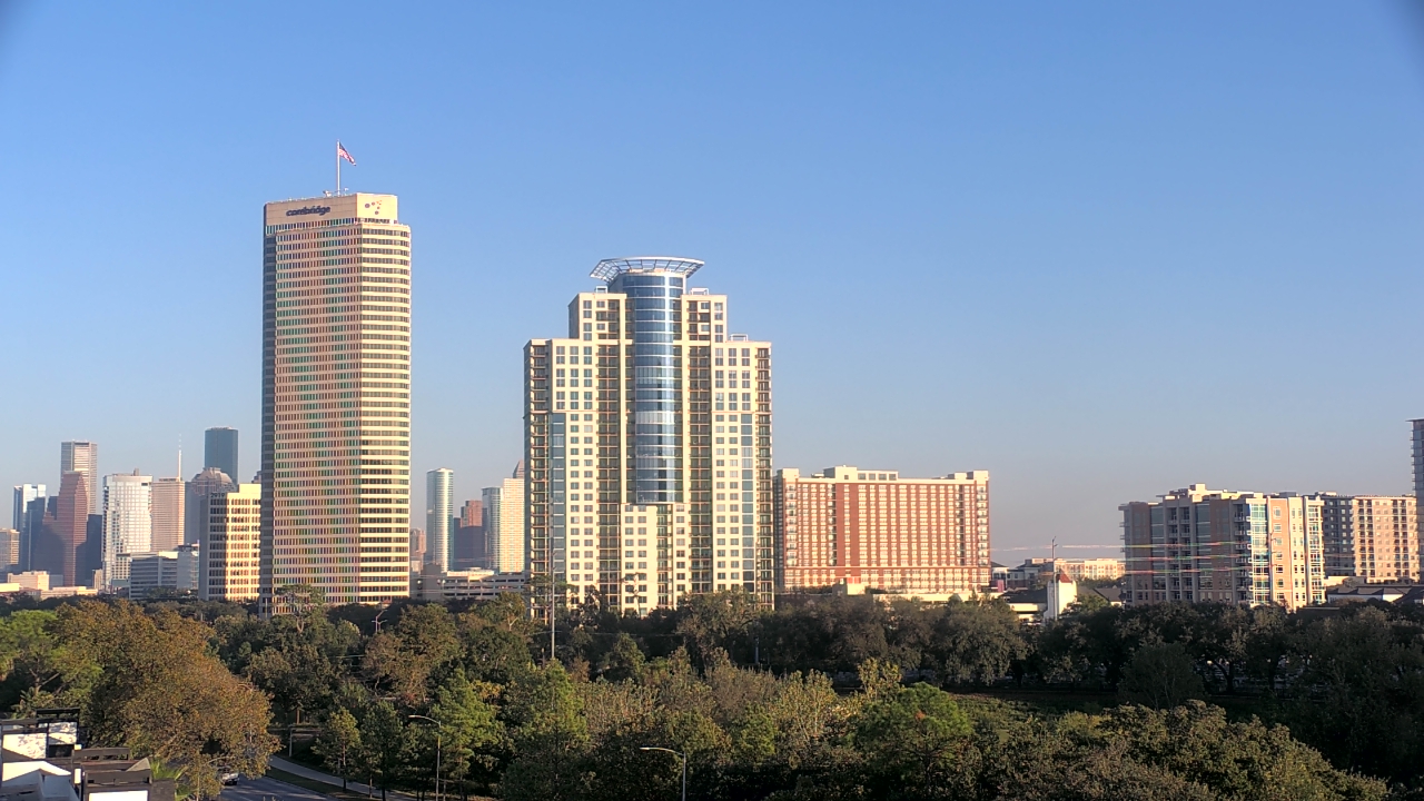 Thumbnail for current weather camera view from St Thomas High School in Houston, Texas