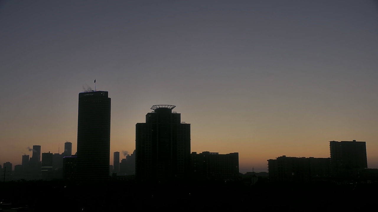 Thumbnail for current weather camera view from St Thomas High School in Houston, Texas