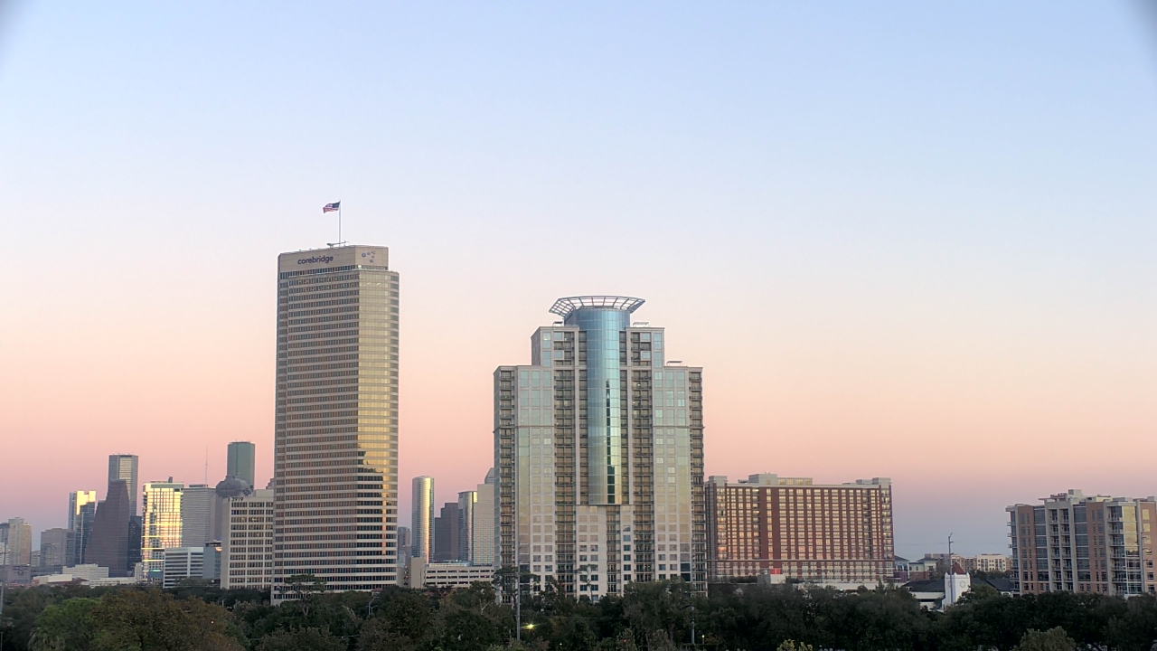 Thumbnail for current weather camera view from St Thomas High School in Houston, Texas