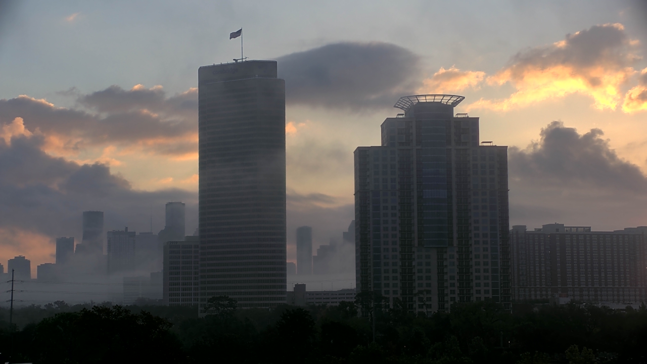 Thumbnail for current weather camera view from St Thomas High School in Houston, Texas