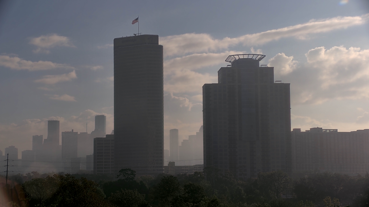 Thumbnail for current weather camera view from St Thomas High School in Houston, Texas