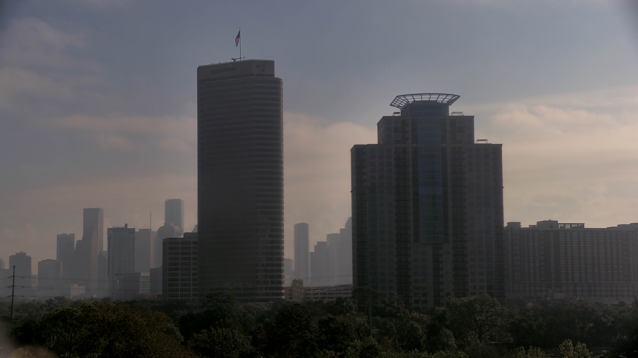 Thumbnail for current weather camera view from St Thomas High School in Houston, Texas