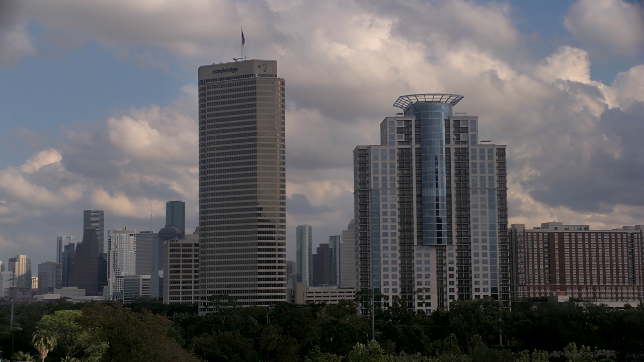 Thumbnail for current weather camera view from St Thomas High School in Houston, Texas