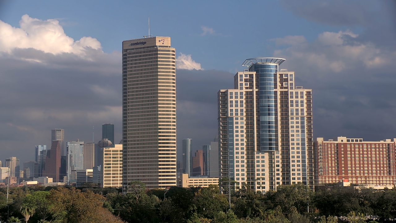 Thumbnail for current weather camera view from St Thomas High School in Houston, Texas