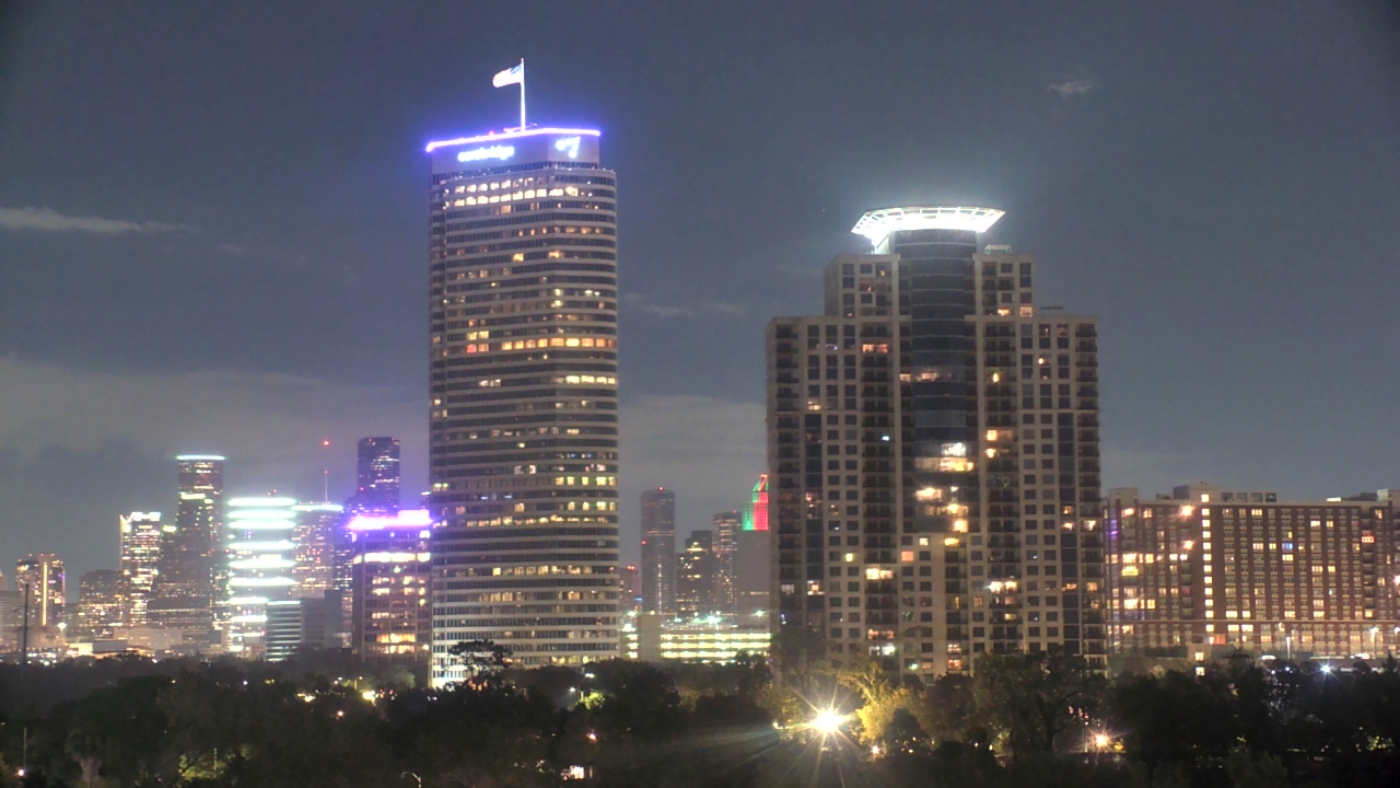 Thumbnail for current weather camera view from St Thomas High School in Houston, Texas