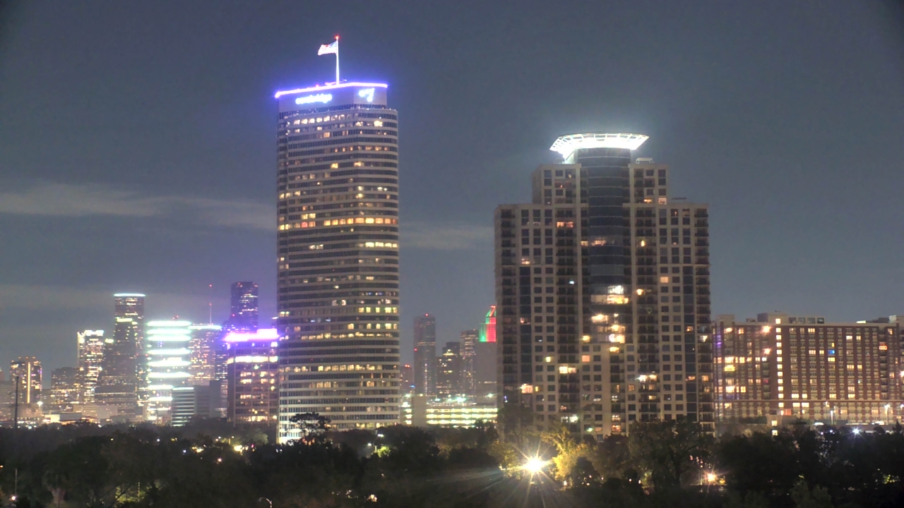 Thumbnail for current weather camera view from St Thomas High School in Houston, Texas