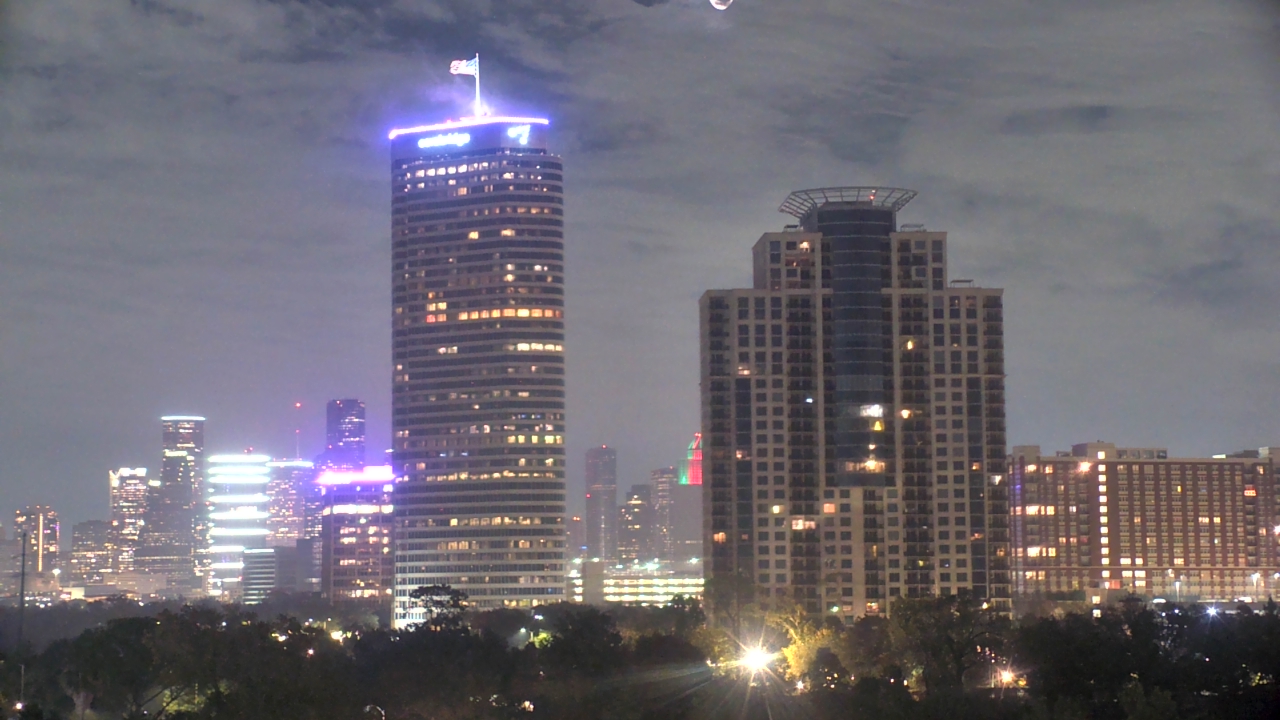 Thumbnail for current weather camera view from St Thomas High School in Houston, Texas