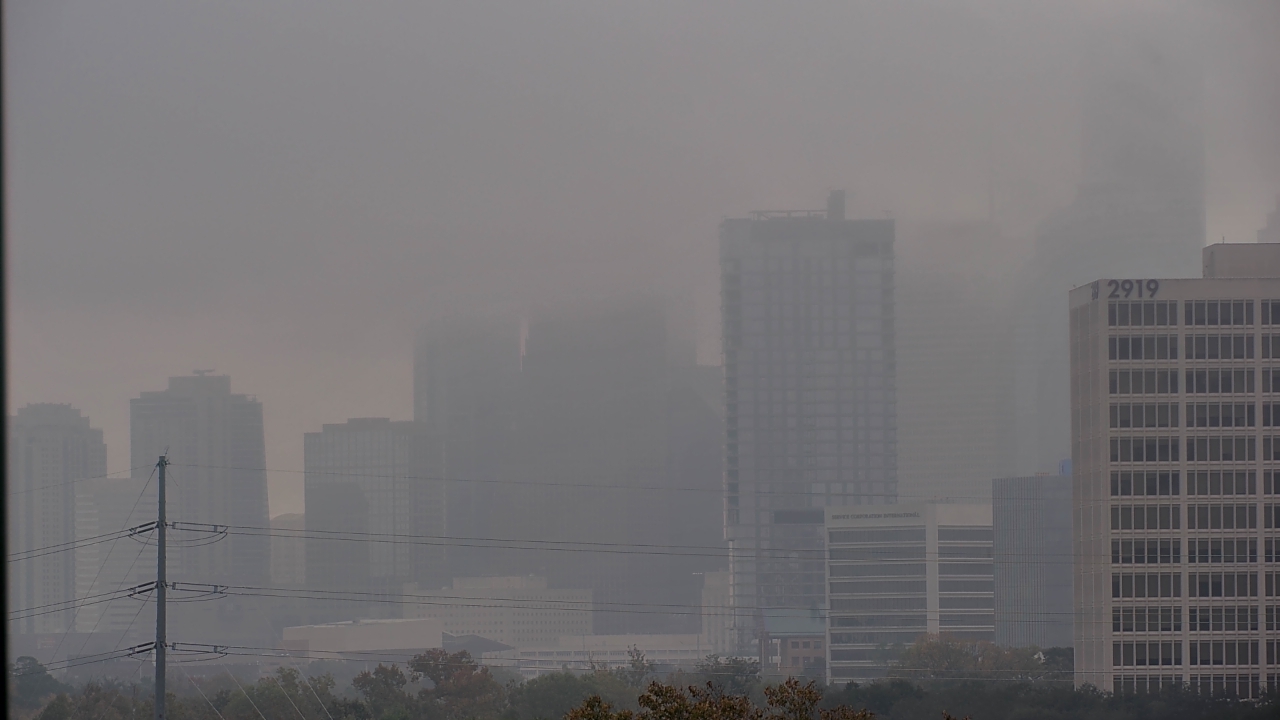 Thumbnail for current weather camera view from St Thomas High School in Houston, Texas