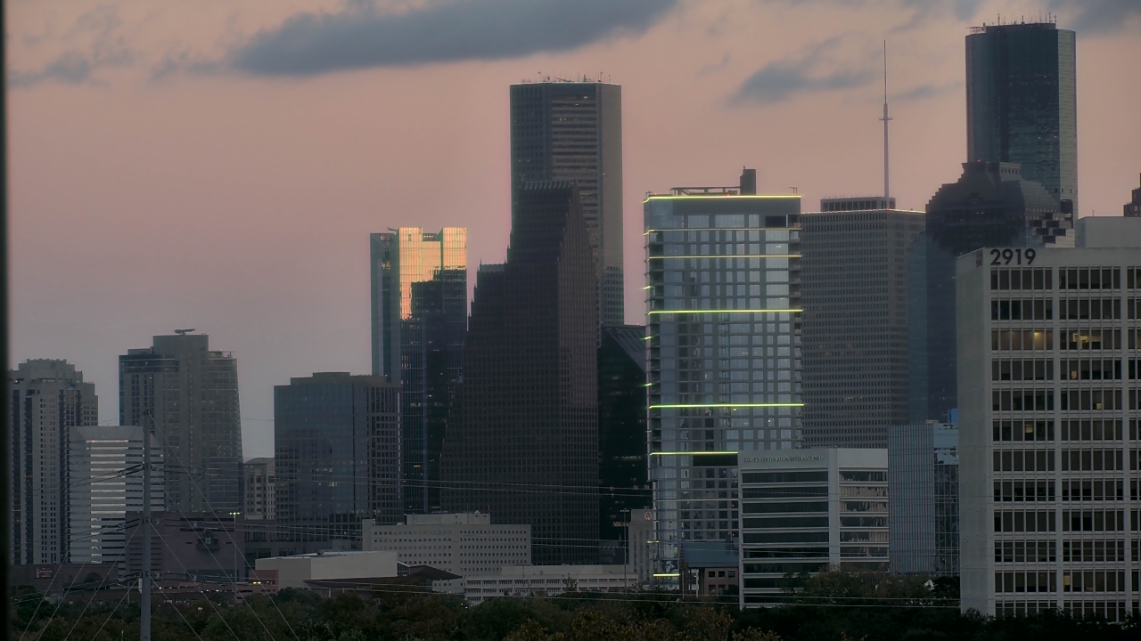 Thumbnail for current weather camera view from St Thomas High School in Houston, Texas