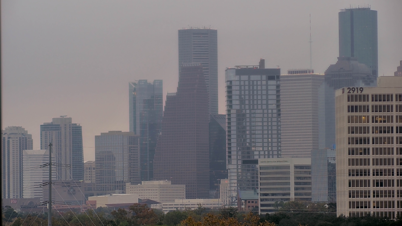 Thumbnail for current weather camera view from St Thomas High School in Houston, Texas