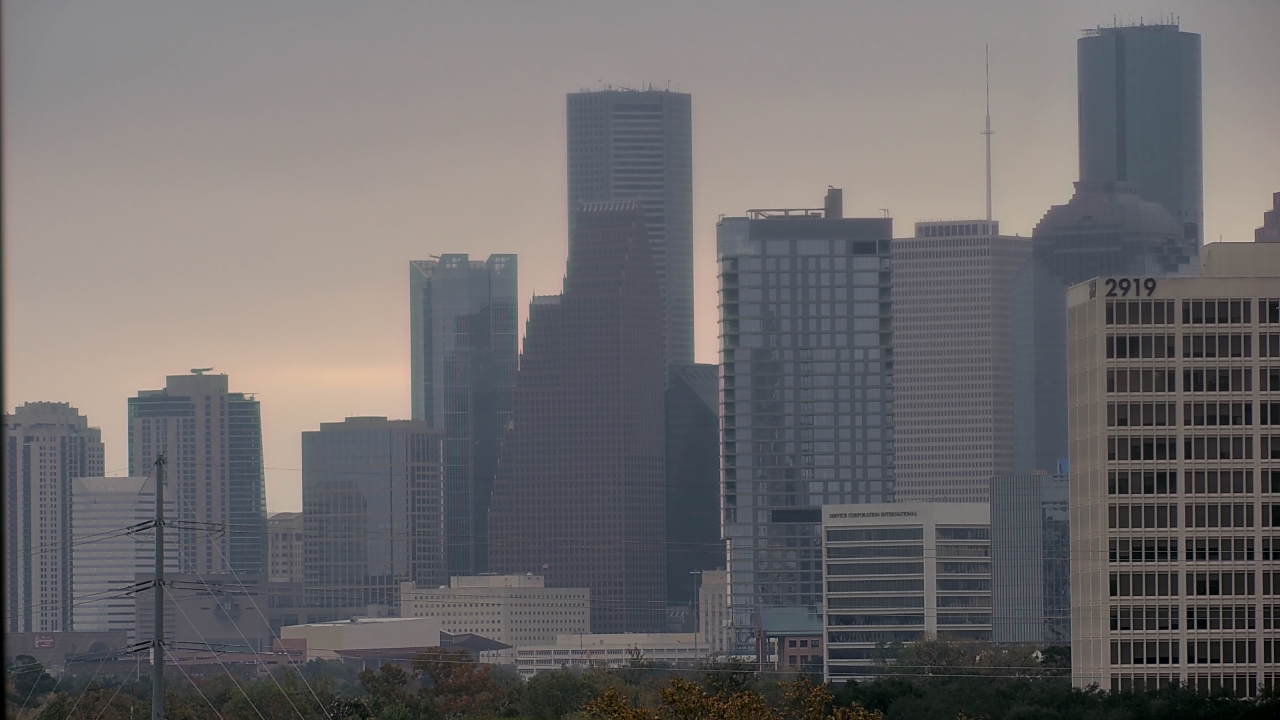 Thumbnail for current weather camera view from St Thomas High School in Houston, Texas