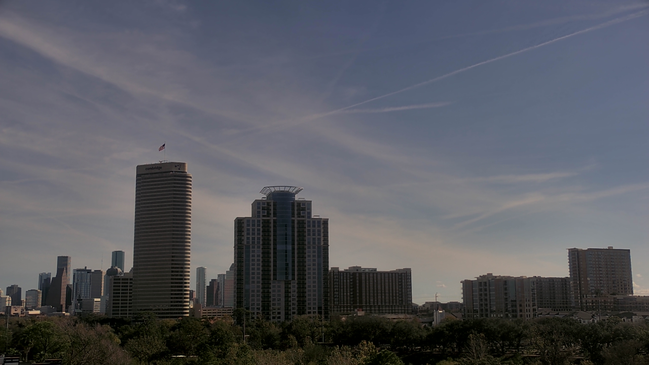 Thumbnail for current weather camera view from St Thomas High School in Houston, Texas