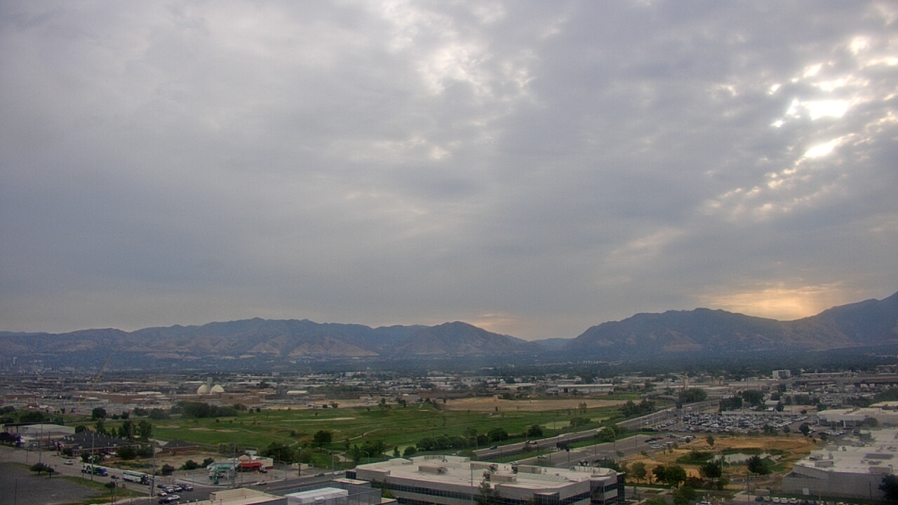 Thumbnail for current weather camera view from Salt Lake County Unified Fire Authority in South Salt Lake, Utah