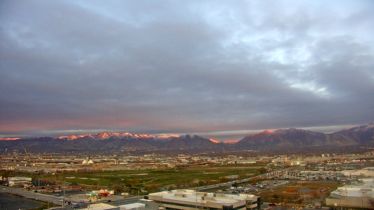 Thumbnail for current weather camera view from Salt Lake County Unified Fire Authority in South Salt Lake, Utah
