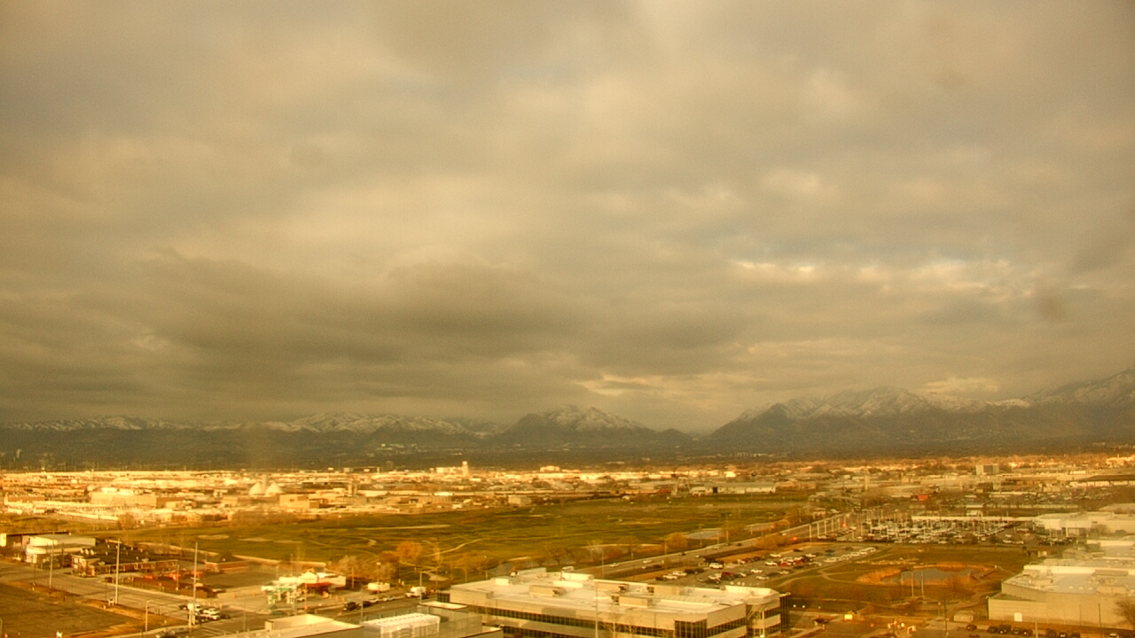 Thumbnail for current weather camera view from Salt Lake County Unified Fire Authority in South Salt Lake, Utah