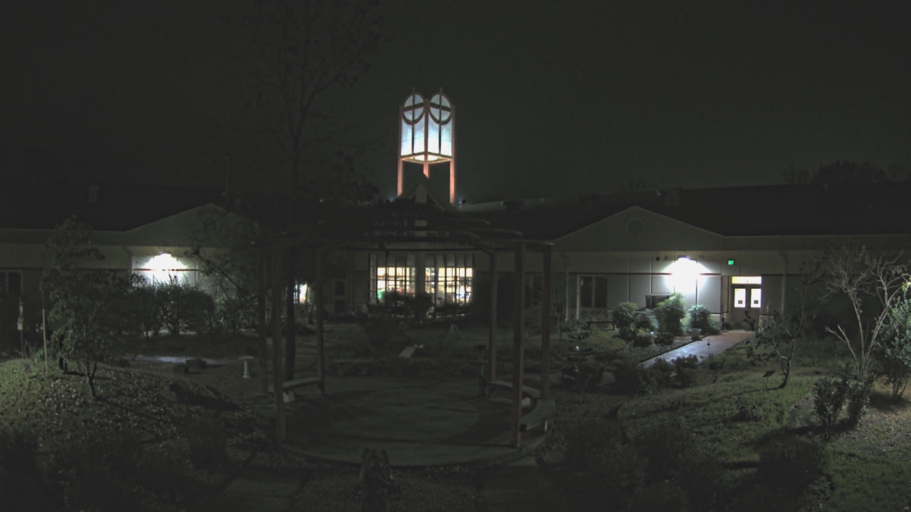 Thumbnail for current weather camera view from Sacred Heart School in Southaven, Mississippi