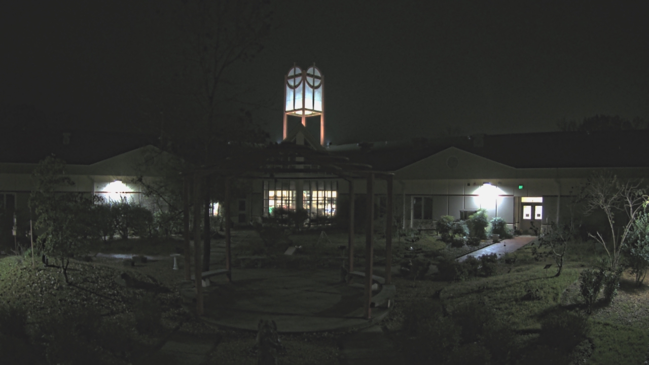 Thumbnail for current weather camera view from Sacred Heart School in Southaven, Mississippi