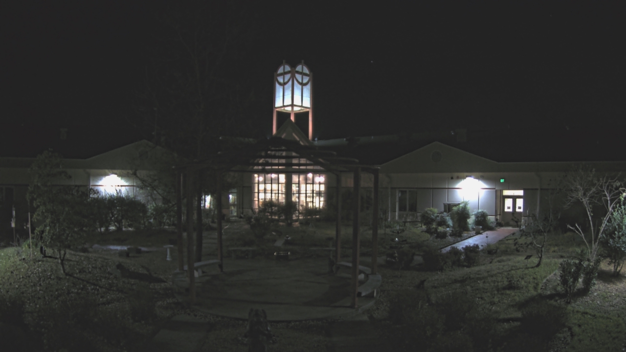 Thumbnail for current weather camera view from Sacred Heart School in Southaven, Mississippi