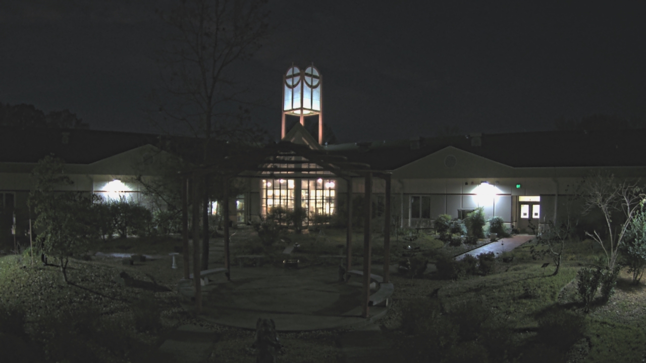 Thumbnail for current weather camera view from Sacred Heart School in Southaven, Mississippi