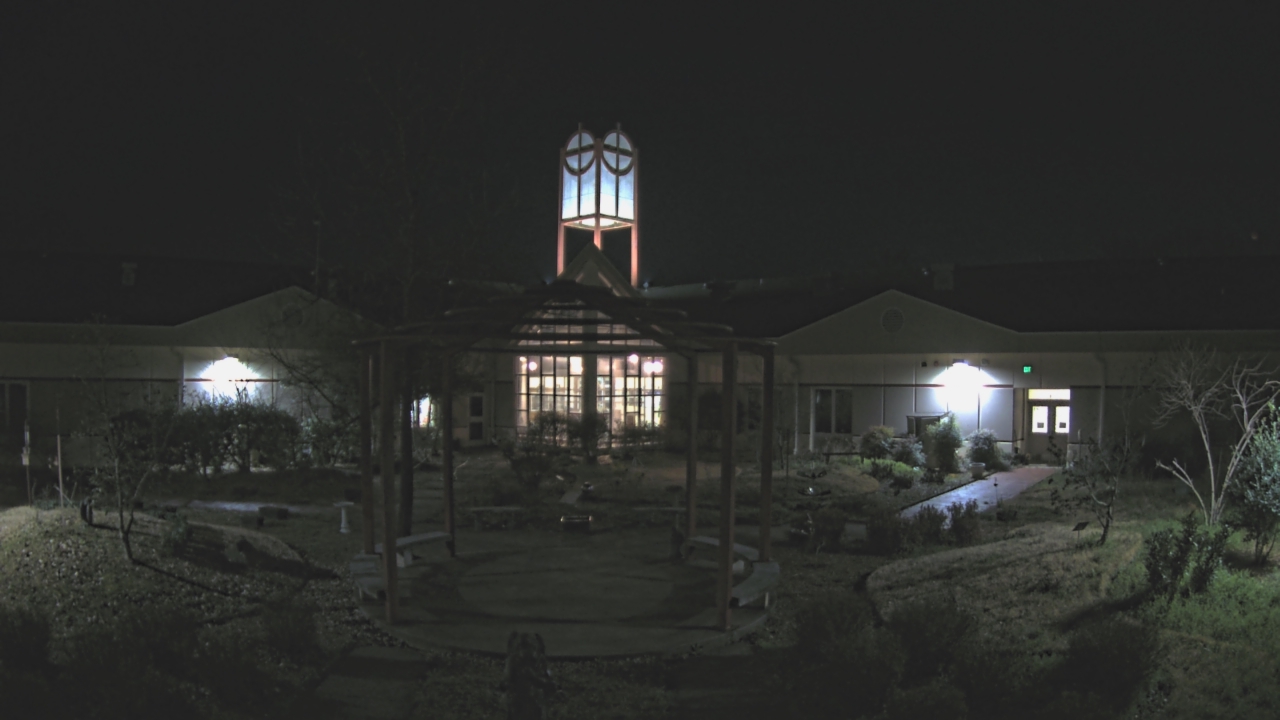 Thumbnail for current weather camera view from Sacred Heart School in Southaven, Mississippi