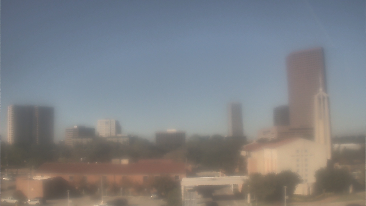 Thumbnail for current weather camera view from St Michael Catholic School in Houston, Texas