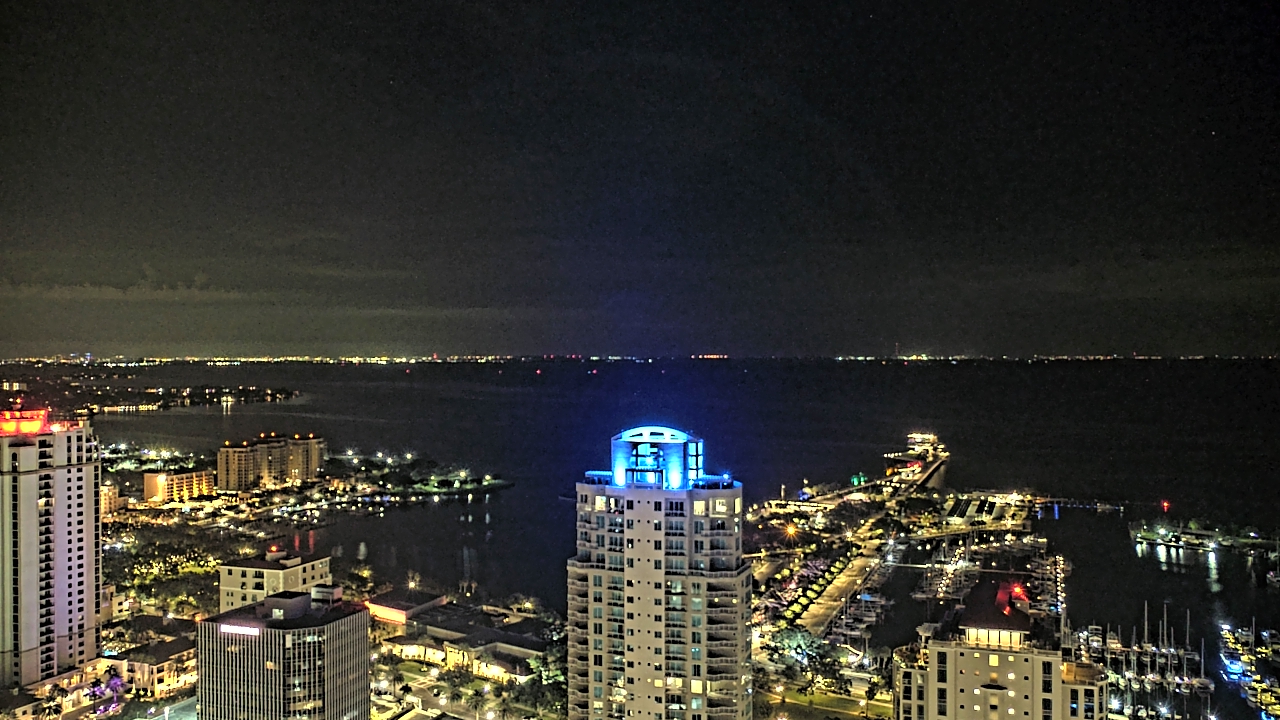 Thumbnail for current weather camera view from Greystar East in St. Petersburg, Florida