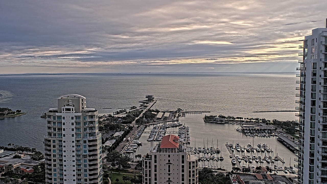 Thumbnail for current weather camera view from Greystar East in St. Petersburg, Florida