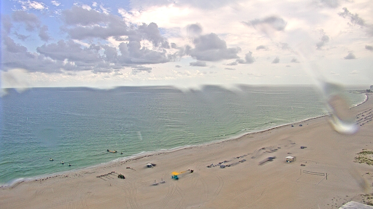Thumbnail for current weather camera view from Bellwether Beach Resort in St. Pete Beach, Florida