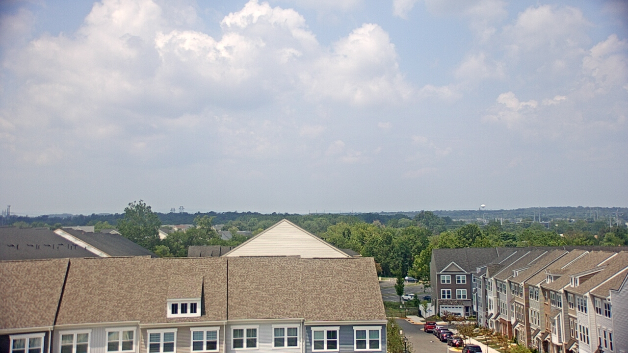 Thumbnail for current weather camera view from Elaine E. Thompson Elementary School in Sterling, Virginia