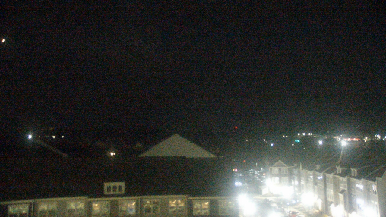 Thumbnail for current weather camera view from Elaine E. Thompson Elementary School in Sterling, Virginia