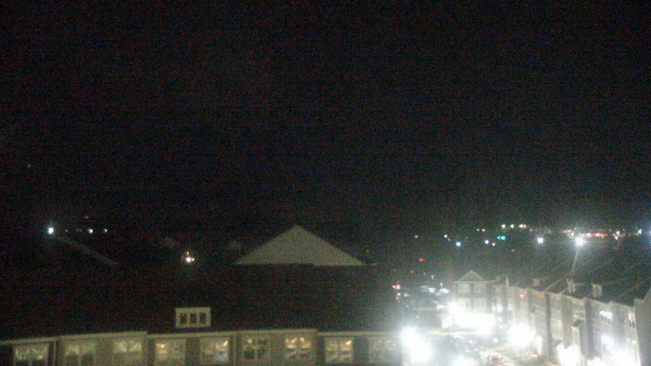 Thumbnail for current weather camera view from Elaine E. Thompson Elementary School in Sterling, Virginia