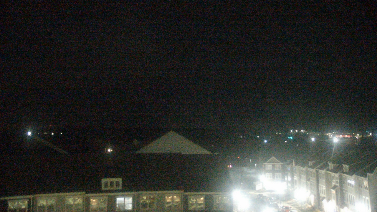 Thumbnail for current weather camera view from Elaine E. Thompson Elementary School in Sterling, Virginia