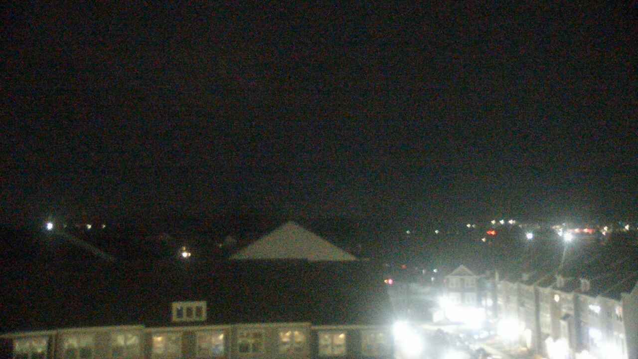 Thumbnail for current weather camera view from Elaine E. Thompson Elementary School in Sterling, Virginia