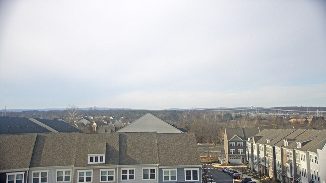 Thumbnail for current weather camera view from Elaine E. Thompson Elementary School in Sterling, Virginia