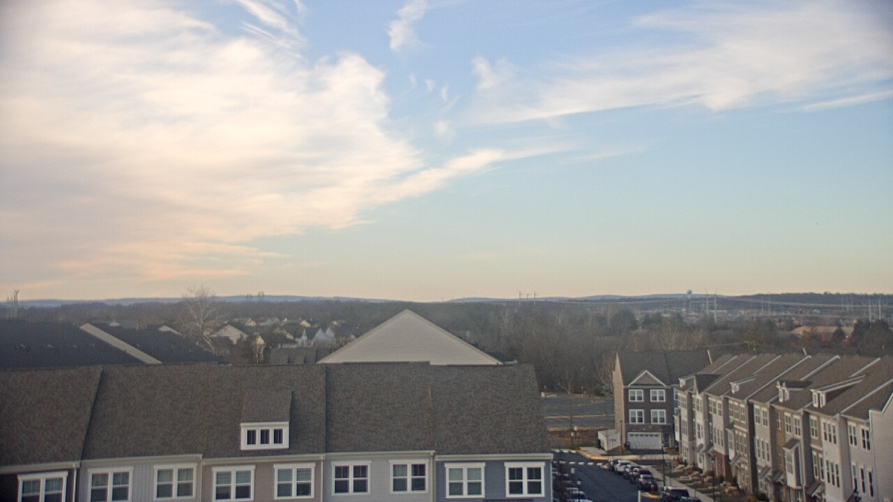 Thumbnail for current weather camera view from Elaine E. Thompson Elementary School in Sterling, Virginia