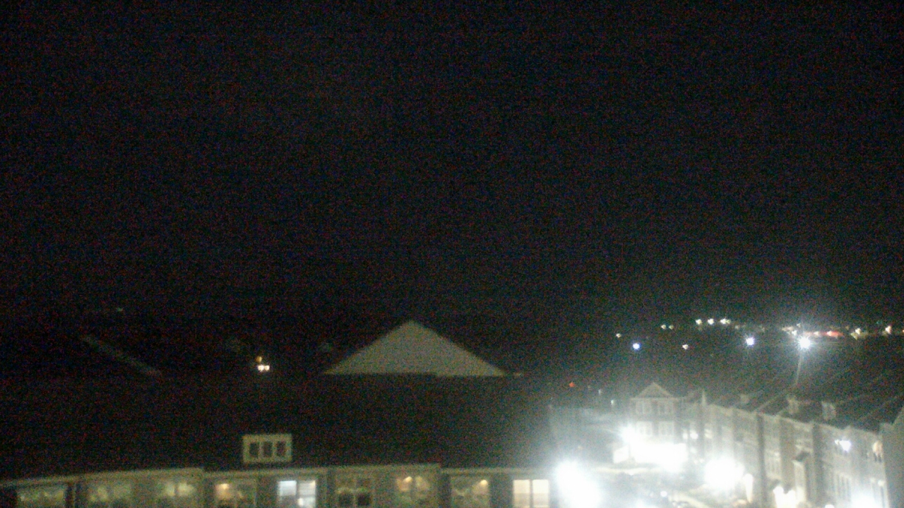 Thumbnail for current weather camera view from Elaine E. Thompson Elementary School in Sterling, Virginia