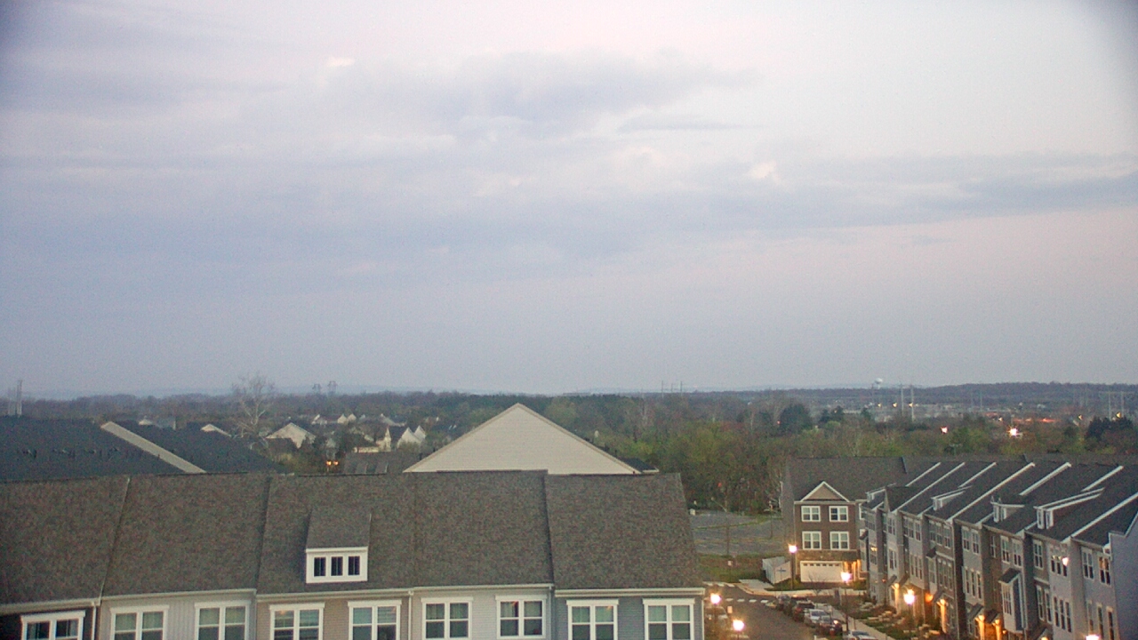 Thumbnail for current weather camera view from Elaine E. Thompson Elementary School in Sterling, Virginia