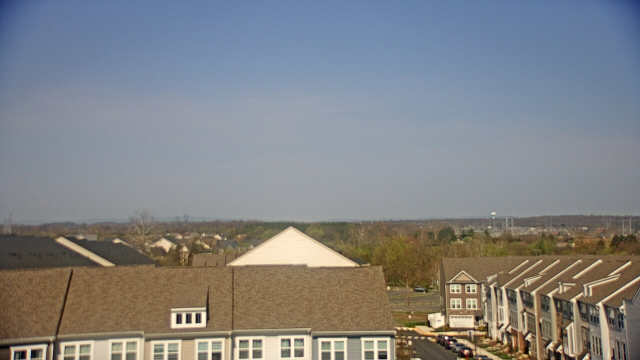 Thumbnail for current weather camera view from Elaine E. Thompson Elementary School in Sterling, Virginia