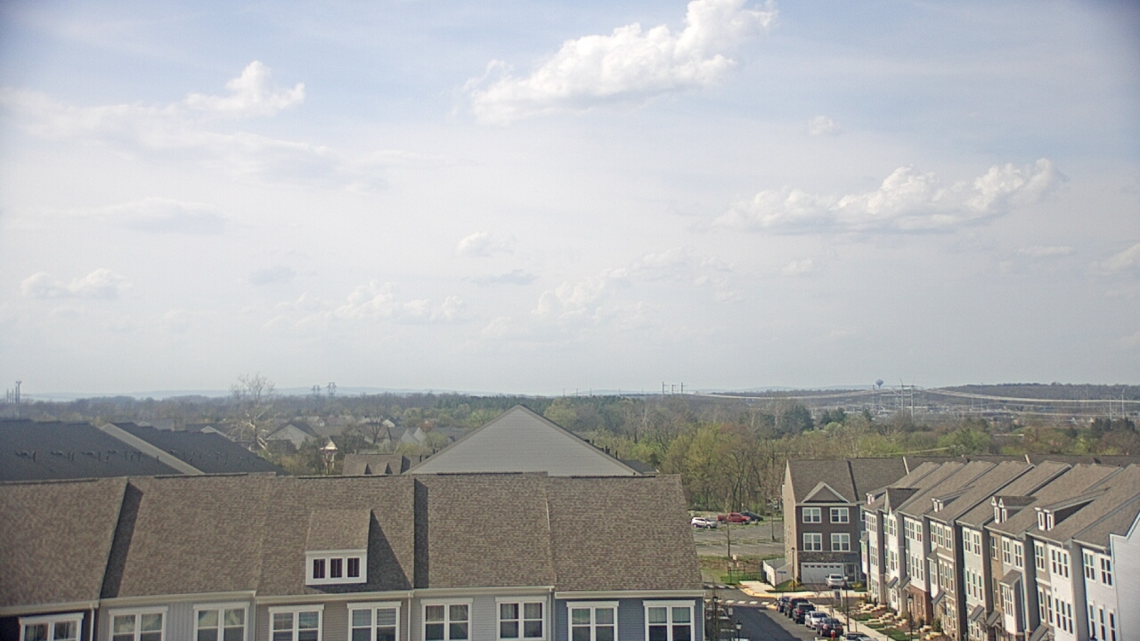 Thumbnail for current weather camera view from Elaine E. Thompson Elementary School in Sterling, Virginia