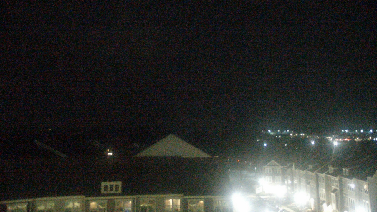 Thumbnail for current weather camera view from Elaine E. Thompson Elementary School in Sterling, Virginia